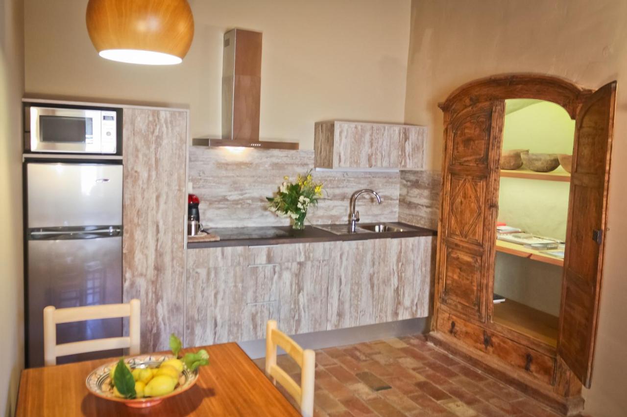 Apartamentos En La Rectoria De Regencós Dış mekan fotoğraf
